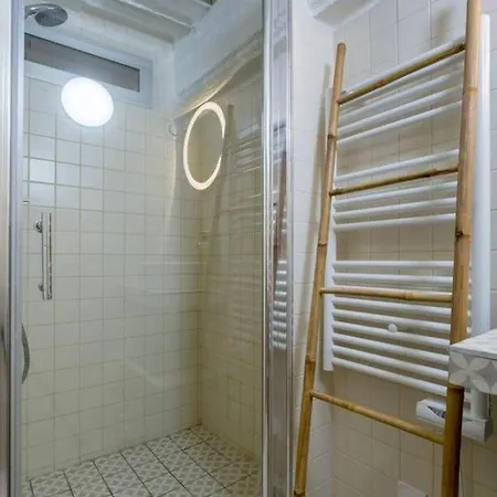 Elegant Loft - 4 People - Place Sathonay Апартаменты *